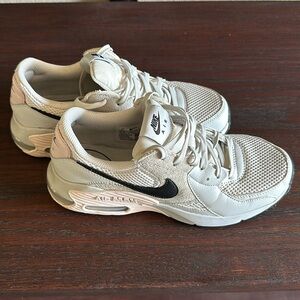 Women’s Nike Air Max 90s